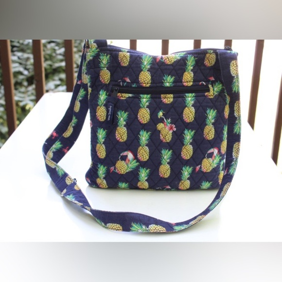Vera Bradley pineapple toucan party cross body bag Embroidered - Picture 6 of 10